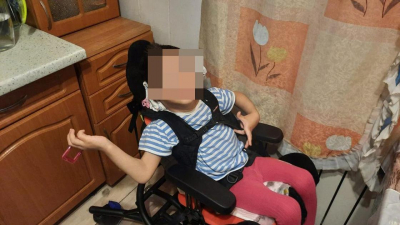 Почти миллион тенге требуется мальчику из Алматы на реабилитацию от ДЦП
