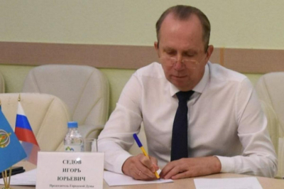 «День России объединяет всех, кто любит свою Родину»: спикер Городской Думы Игорь Седов обратился к землякам в значимый праздник