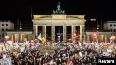 В Германии прошли митинги против правых популистов и экстремистов