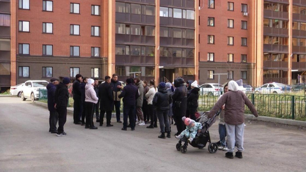 "Не можем чайник вскипятить": жители новостроек в Петропавловске испытывают проблемы со светом