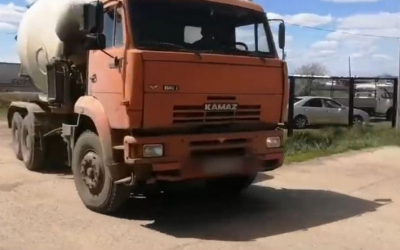 Водитель бетономешалки ездил пьяным за рулем «КамАЗа»