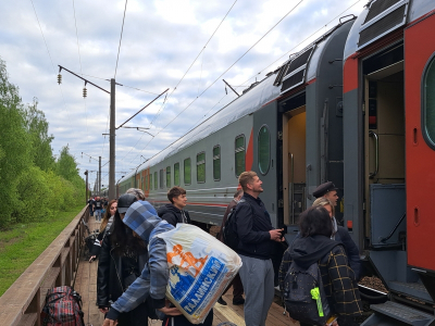 Школьник-зацепер проехал 26 километров на сцепке поезда: мать заплатит штраф