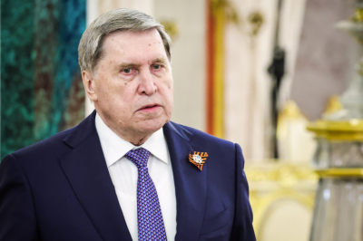 Ушаков заявил, что Путин мог бы встретиться с Зеленским