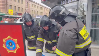В Усть-Каменогорске пожарные отработали эвакуацию из торгового центра